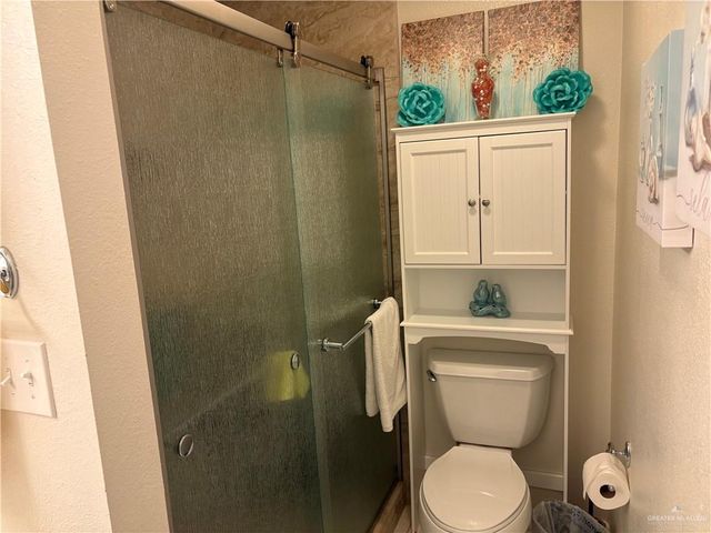 915 Citrus Drive, Alamo, TX 78516