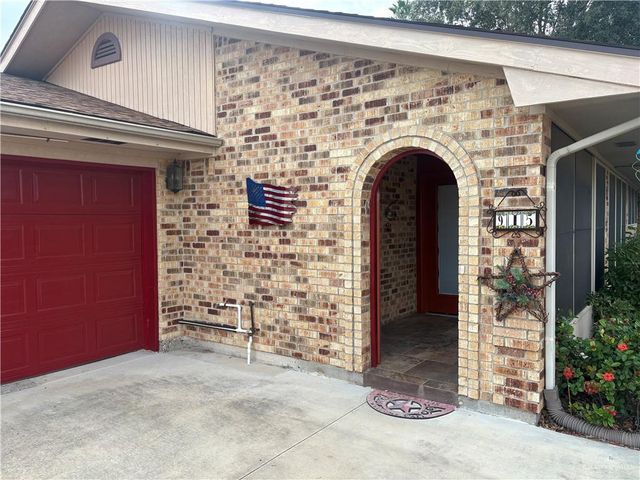 915 Citrus Drive, Alamo, TX 78516