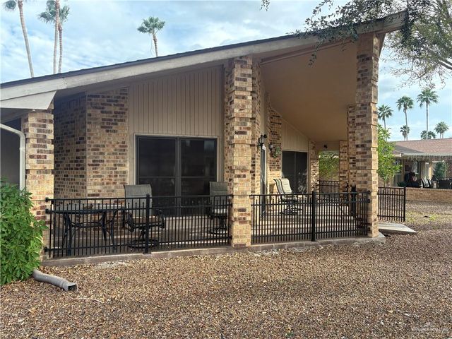 915 Citrus Drive, Alamo, TX 78516