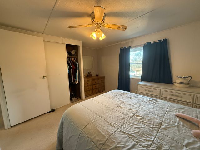 4 Sunshine Terrace, Thompson, CT 06255