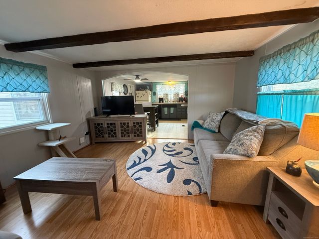 4 Sunshine Terrace, Thompson, CT 06255