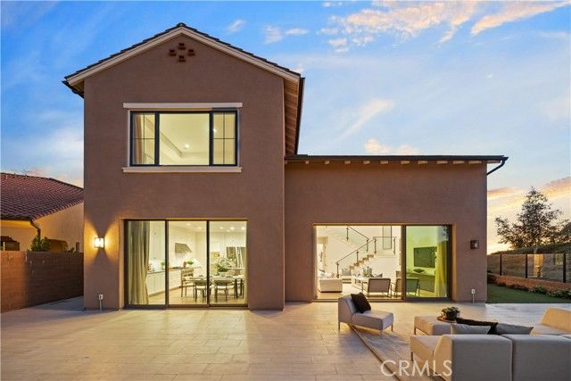 101 Lustro, Irvine, CA 92602