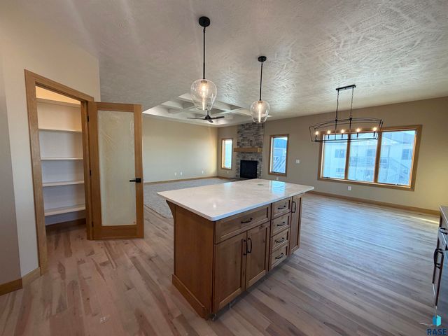 2805 S Dunraven Ave Avenue, Sioux Falls, SD 57110