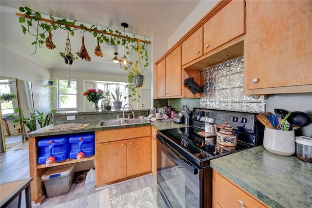 213 North Austin Street, Brenham, TX 77833