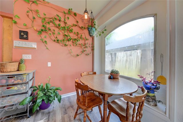 213 North Austin Street, Brenham, TX 77833