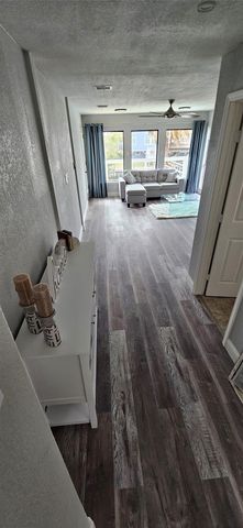 1643 Railroad Avenue, Dickinson, TX 77539