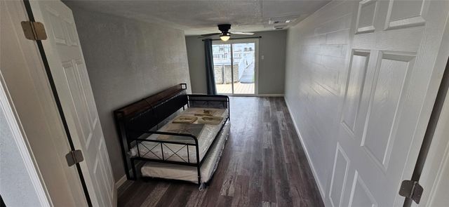 1643 Railroad Avenue, Dickinson, TX 77539