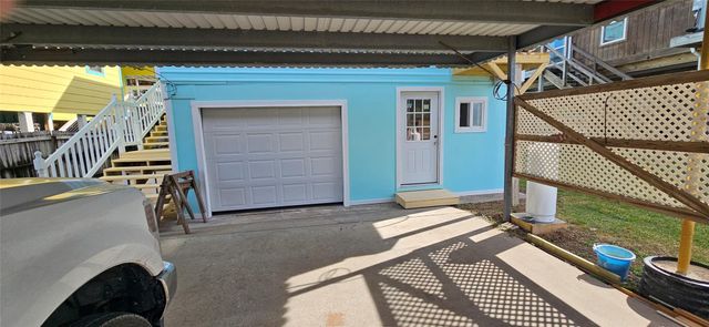 1643 Railroad Avenue, Dickinson, TX 77539