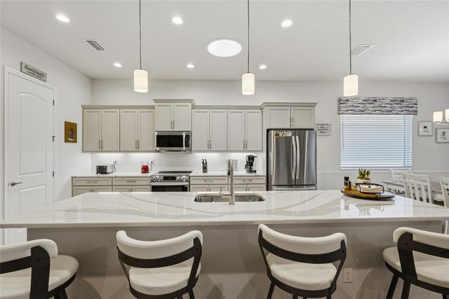 8 N LAKEWALK DRIVE, Palm Coast, FL 32137