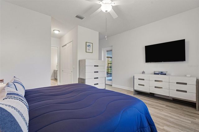 8 N LAKEWALK DRIVE, Palm Coast, FL 32137