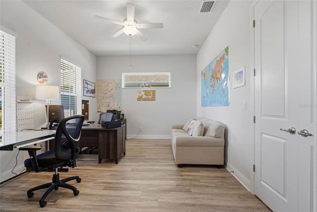 8 N LAKEWALK DRIVE, Palm Coast, FL 32137