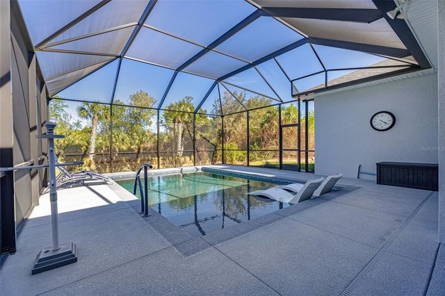 8 N LAKEWALK DRIVE, Palm Coast, FL 32137