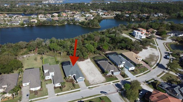 8 N LAKEWALK DRIVE, Palm Coast, FL 32137