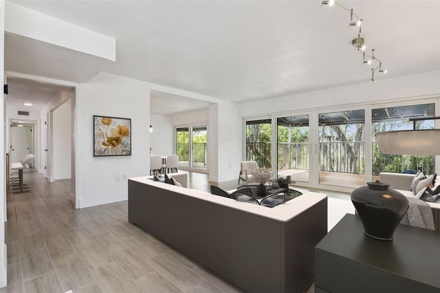 1100 DELANEY AVENUE F500, Orlando, FL 32806