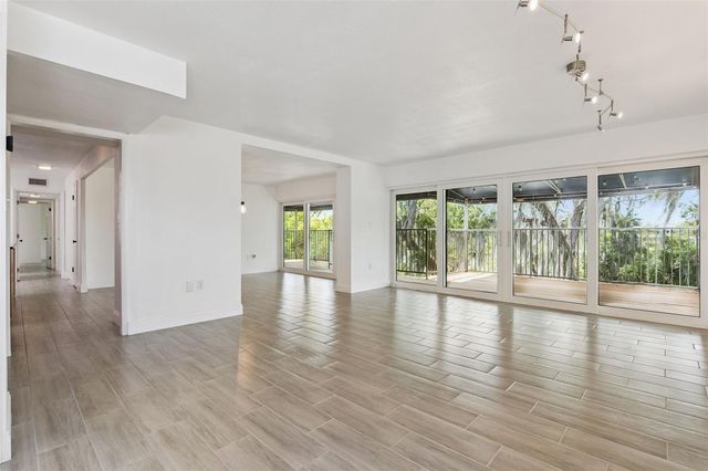 1100 DELANEY AVENUE F500, Orlando, FL 32806