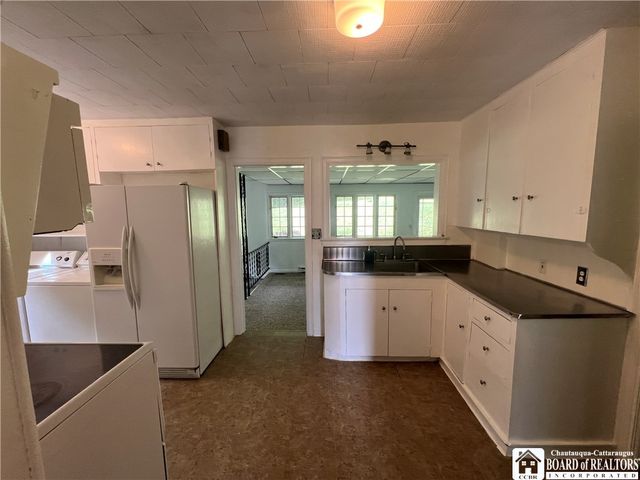 2887 Route 394, North Harmony, NY 14710