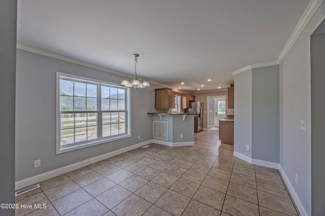 1327 Old Chinquapin Road, Beulaville, NC 28518