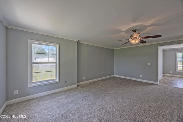 1327 Old Chinquapin Road, Beulaville, NC 28518