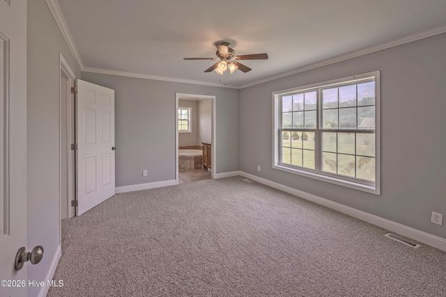 1327 Old Chinquapin Road, Beulaville, NC 28518