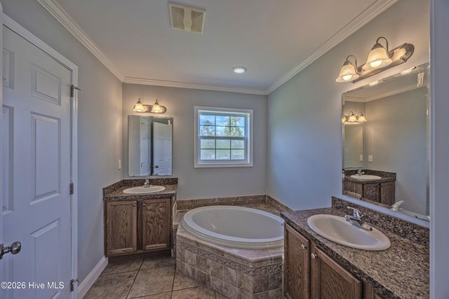 1327 Old Chinquapin Road, Beulaville, NC 28518