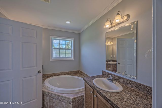 1327 Old Chinquapin Road, Beulaville, NC 28518