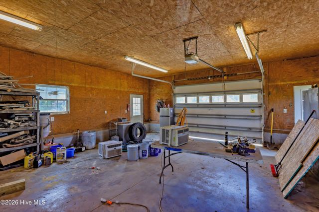 1327 Old Chinquapin Road, Beulaville, NC 28518