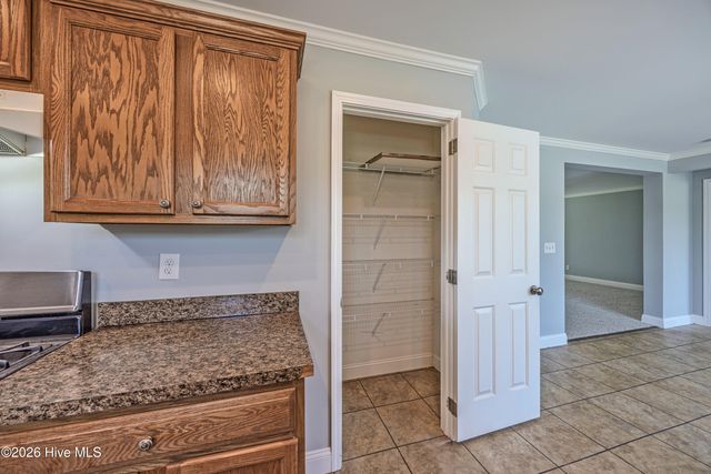 1327 Old Chinquapin Road, Beulaville, NC 28518