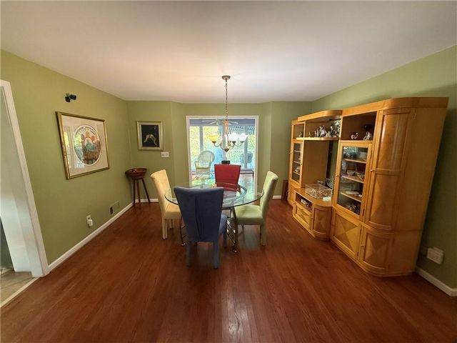 958 Sweet Briar SE Trail, Conyers, GA 30094