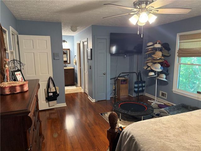 958 Sweet Briar SE Trail, Conyers, GA 30094