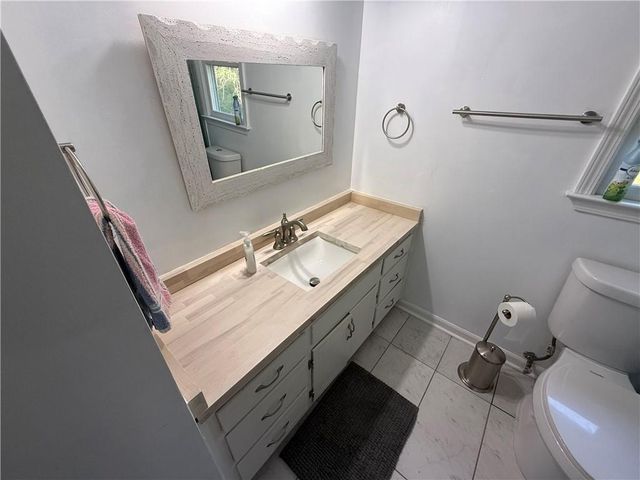 958 Sweet Briar SE Trail, Conyers, GA 30094