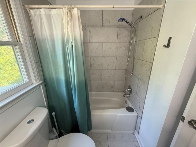 958 Sweet Briar SE Trail, Conyers, GA 30094