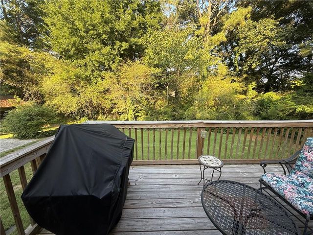 958 Sweet Briar SE Trail, Conyers, GA 30094