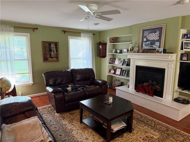 958 Sweet Briar SE Trail, Conyers, GA 30094