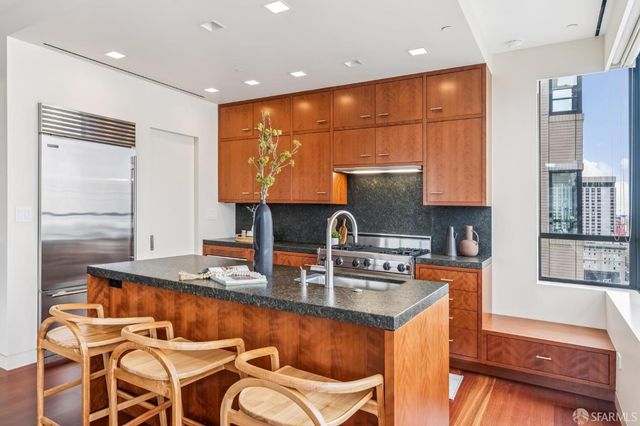 690 Market Street 2404, San Francisco, CA 94104