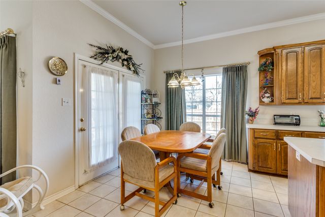 345 Huggins Drive, Springtown, TX 76082