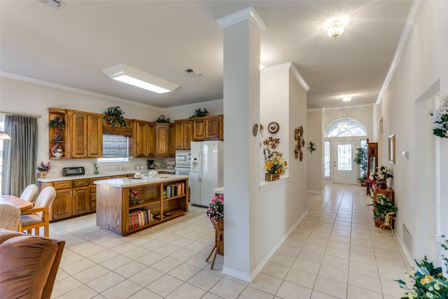 345 Huggins Drive, Springtown, TX 76082