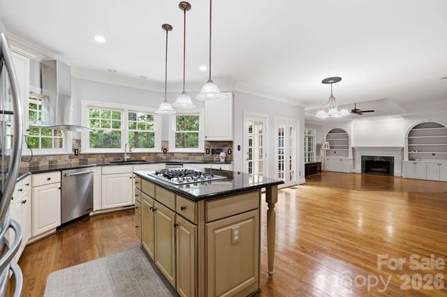 14516 Ballantyne Country Club Drive, Charlotte, NC 28277