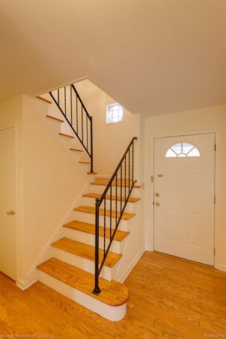 2748 Page Avenue, Ann Arbor, MI 48104