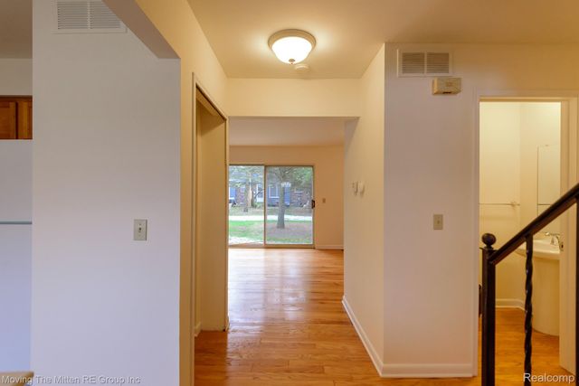 2748 Page Avenue, Ann Arbor, MI 48104