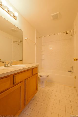 2748 Page Avenue, Ann Arbor, MI 48104