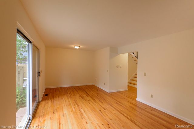 2748 Page Avenue, Ann Arbor, MI 48104