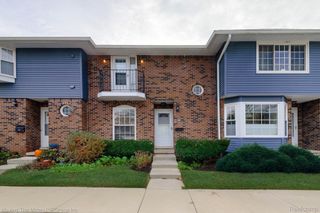 2748 Page Avenue, Ann Arbor, MI 48104