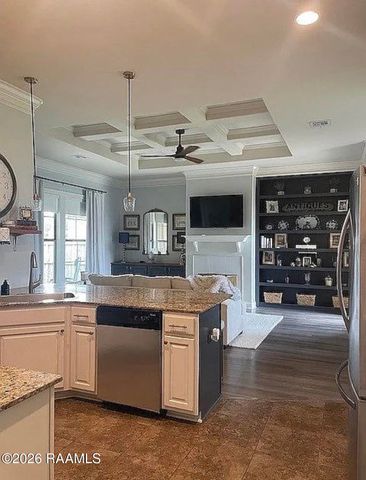 300 Highland View Drive, Youngsville, LA 70592