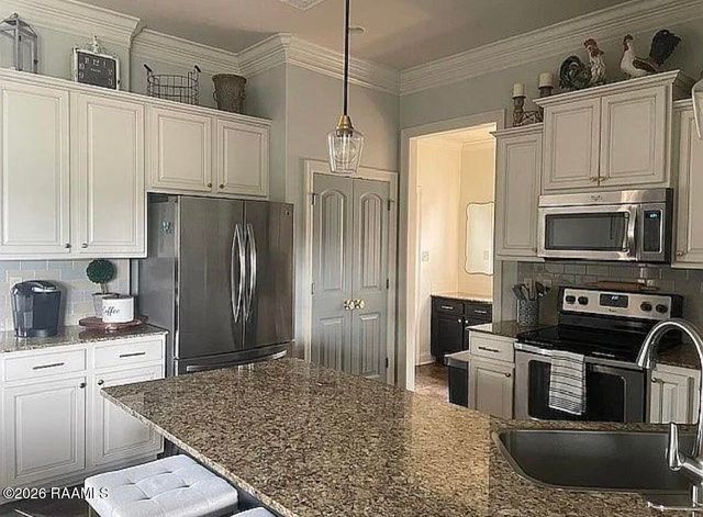 300 Highland View Drive, Youngsville, LA 70592