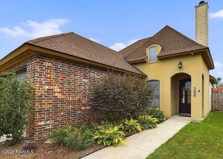 300 Highland View Drive, Youngsville, LA 70592