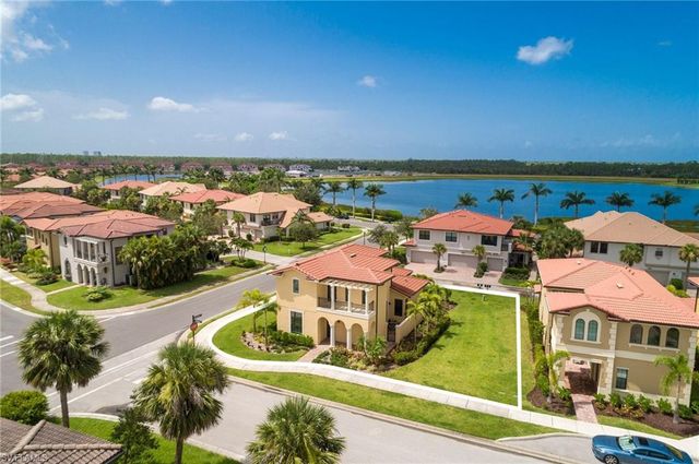 1308 Kendari TER, Naples, FL 34113