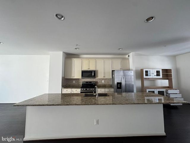 7805 CHERREL BROOKS WAY, Elkridge, MD 21075