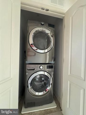 7805 CHERREL BROOKS WAY, Elkridge, MD 21075