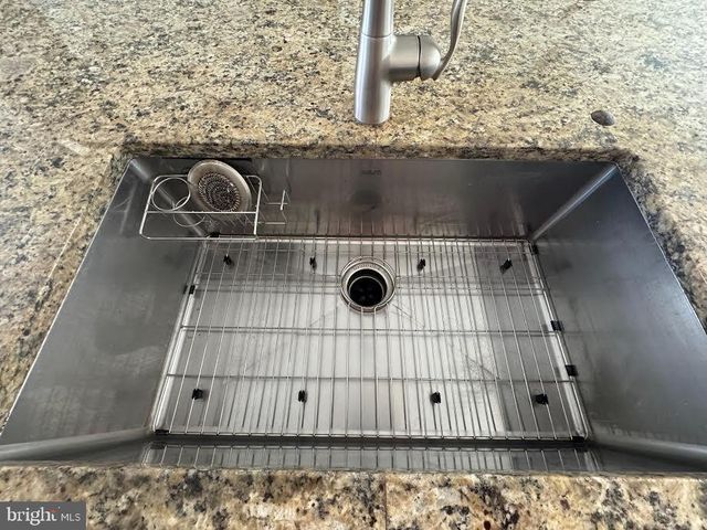 7805 CHERREL BROOKS WAY, Elkridge, MD 21075