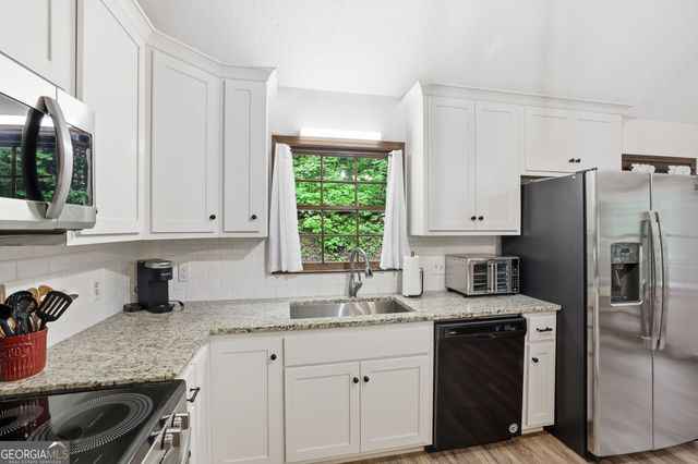 15 Mississippi Lane, Tiger, GA 30576